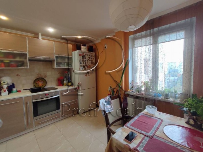 Продаж 2 кімнатна квартира Дарницький бульвар 8/Дарниця/парк Перемога - фото 1