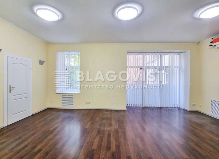 Продаж 2-к "сталінки" В.Васильківська. М.Олімпійська, М.Палац україна - фото 1