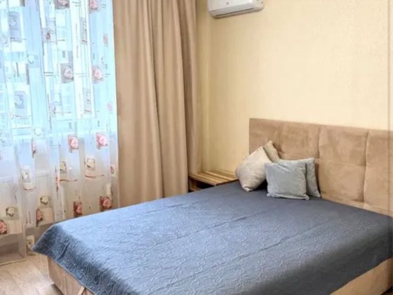 Світла й затишна 3-кімантна квартира з якісним ремонтом вул. Пчілки 8 Київ