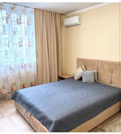 Світла й затишна 3-кімантна квартира з якісним ремонтом вул. Пчілки 8 - фото 1