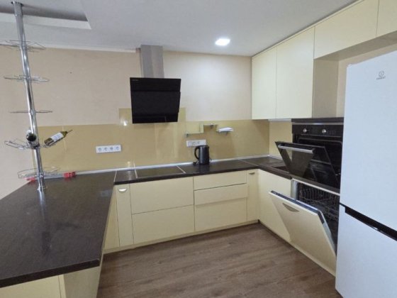 2-кімнатна квартира по вул. Здановської 36А Киев