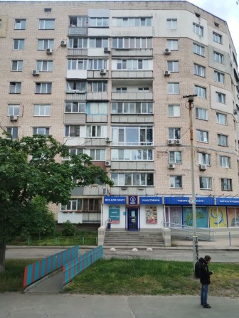 Моя 4-х кімнатна на Івасюка - фото 1