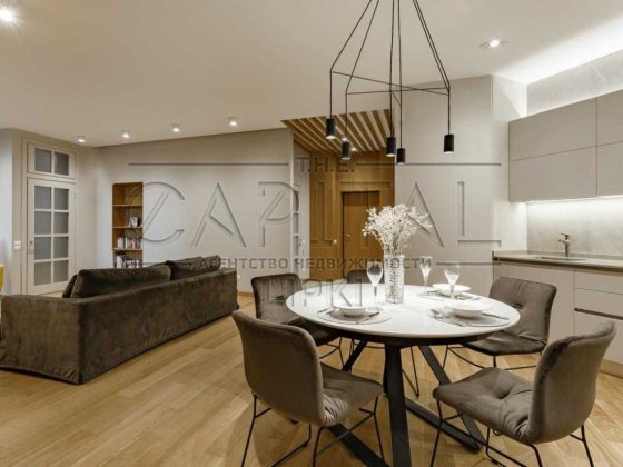 Продажа дизайнерской квартиры Печерск Центр Низкий этаж Київ