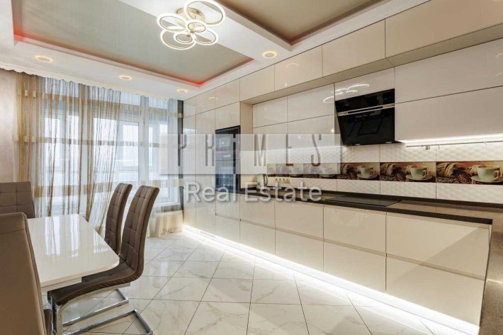 Продаж 3к квартири, ЖК Володимирський, вул. Антоновича, генератор - фото 1