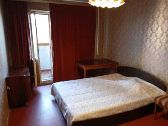 Продам 1к на Червоної калини(Маяковського)початок!! Киев