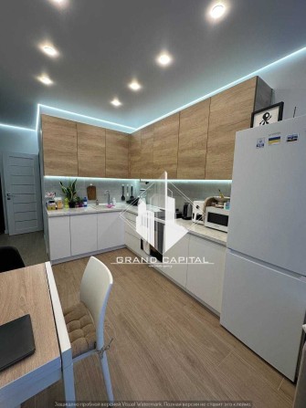 Продам ВИДОВУ 1к квартиру ЖК Каховська/ метро Лівобережна /ГЕНЕРАТОР - фото 1