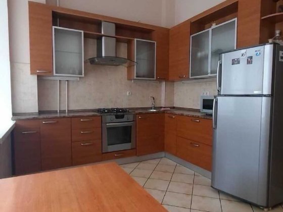 Центр. 2 кім. квартира (63.8 кв.м), вул. Саксаганського 36 А Киев