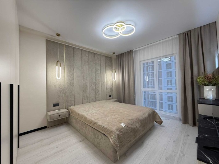 Продам 1-кімнатну квартиру в ЖК Нова Англія, з ремонтом, переуступка - фото 1