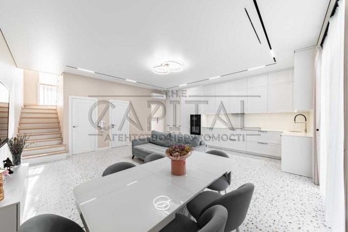 Продажа дома, таунхаус, Петропавловская Борщаговка - фото 1