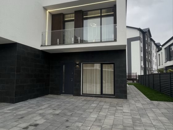 Дуплекс із ремонтом та меблями у Петропавлівській Борщагівці Петропавловская Борщаговка