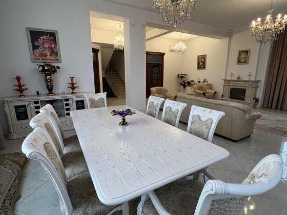 Продажа дома 420м2 , 10 соток Харьков