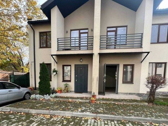 Таунхаус с ремонтом по цене квартиры ! Одесса