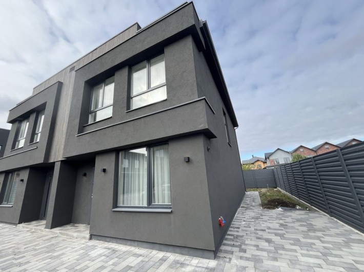 Дуплекс з ремонтом/ меблями/ технікою / Центр. комунікації - фото 1