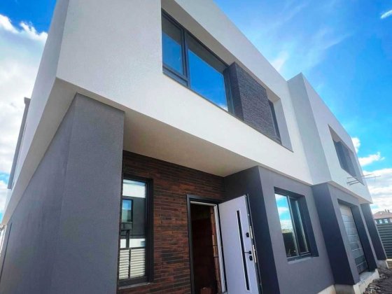 Продам Дуплекс біля Ліцею на Петропавлівській Борщагівці Петропавловская Борщаговка