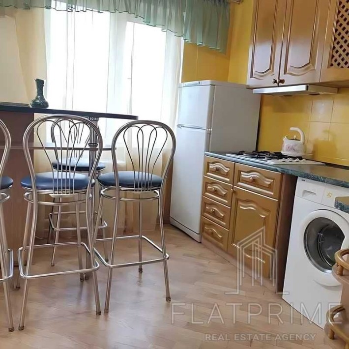 Продаж БЕЗ % (2-к=47м²) з ремонтом  Б. Верховної Ради  м.Дарниця - фото 1