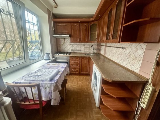 Продам 2к квартиру Воскресенка Запорожца Киев