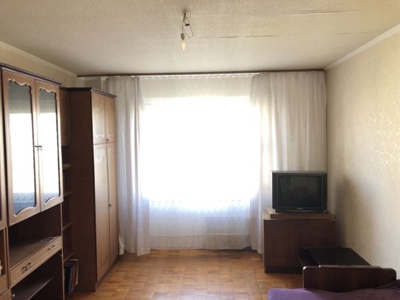 Продається 2-кімнатна квартира по вул.Закревського,5 Київ