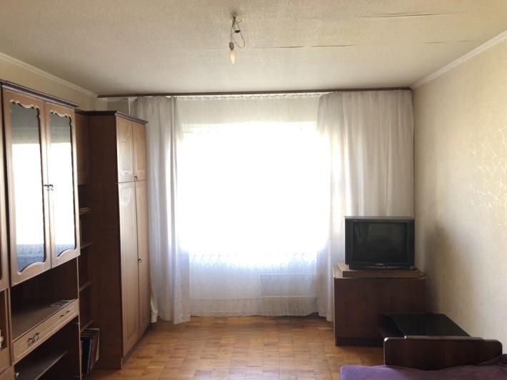 Продається 2-кімнатна квартира по вул.Закревського,5 - фото 1