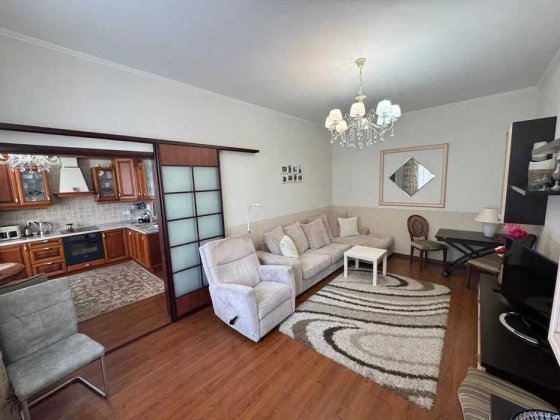 Продається 3-кімнатна квартира в ЖК "Оазис" просп. В.Івасюка 6 Киев