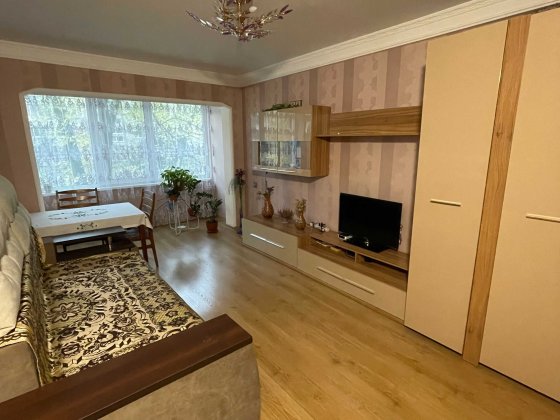 Продам 3 кімнатну квартиру. Без комісії. Лісовий масив. Шолом-Алейхема Київ