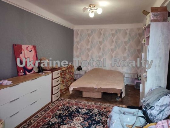 РУСАНІВКА! 1 кімнатна квартира біля м. Лівобережна! Вул Ентузіастів 33 Киев