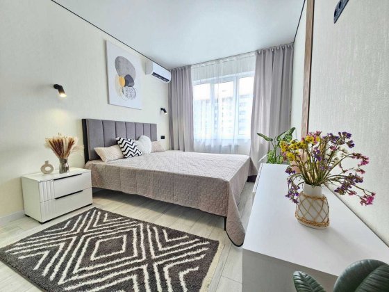 Продаж квартири 41м.кв ЄВРОРЕМОНТ! метро Теремки, ЖК на Озерній Киев