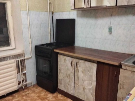 Продам простору 1к.кв. Лісовий пр.начало Киев