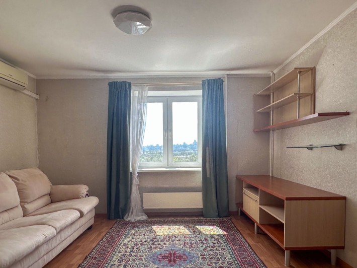 Продаж 1к квартири Оболонь цегла, 1998 рік, ремонт, без комісії - фото 1