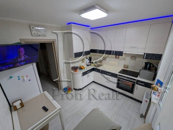 Продаж 1 кімн. кв./ Закревського/ Милославська Троєщина Киев