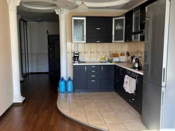 2 кімнатна квартира вторичка Троещина Костянтина Данькевича 16 Киев