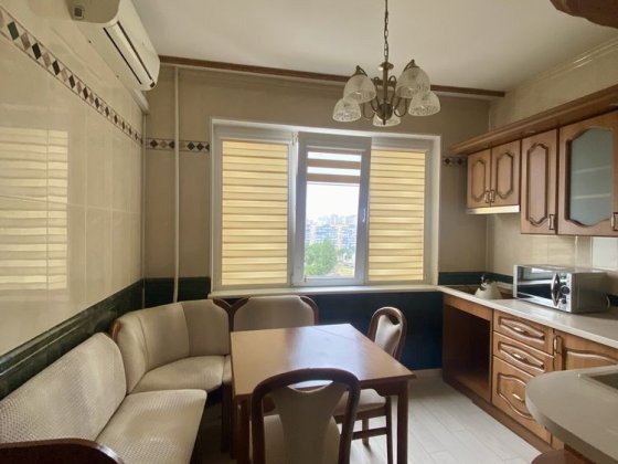 3к квартира готовий ремонт центр Троєщини вул Закревського Київ