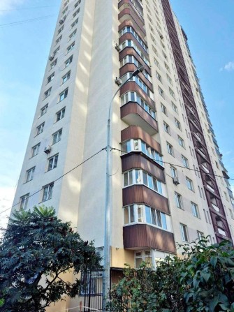 метро Черниговская.ул.Бородина 6А.Качественный дом. - фото 1