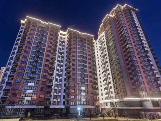 ЖК West House Продаж 2к квартири 74кв2 метро Деміївська Киев