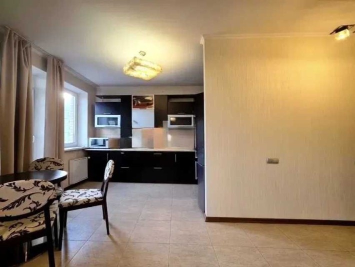 Продаж 1 кім. квартири, Центр, вул. Паньківська 27/78,  вул.Жилянська - фото 1