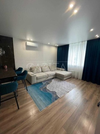 Продаж квартири, ЖК "Телескоп", 66м2, 2й поверх - фото 1