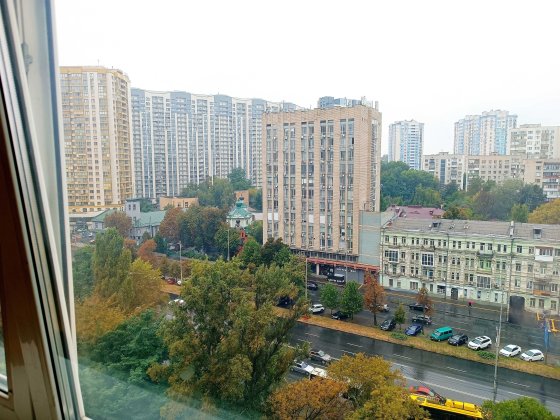 Продається квартира. М ДЕМІЇВСЬКА Київ