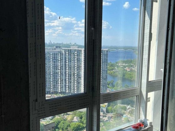 Продаж видової на Дніпро 2к квартири ЖК Славутич 90м2 Генератор паркін Київ