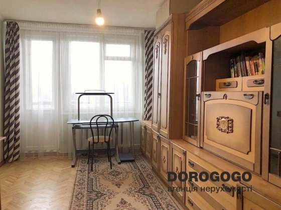 Науки 20, метро Деміївська, продаж 1к, терміново, торг