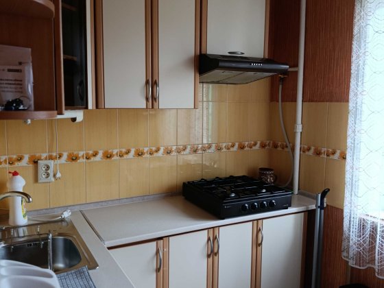 Продам роздільну 3-х к кв по б-ру Верховної ради, метро Дарниця Київ