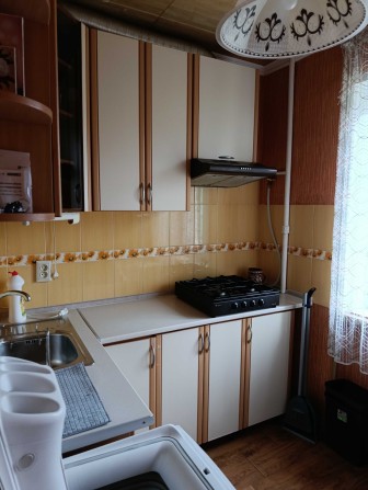 Продам роздільну 3-х к кв по б-ру Верховної ради, метро Дарниця - фото 1