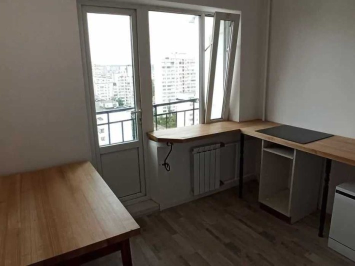 Трикімнатна квартира за адресою проспект Івасюка, 53. - фото 1