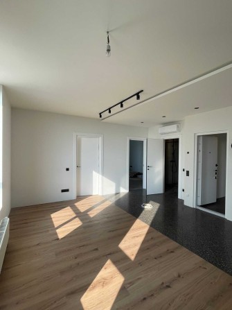 Столичне Шосе 1, ЖК Світло Парк, 3-к (поділена на 1-та 2-к), ремонт - фото 1