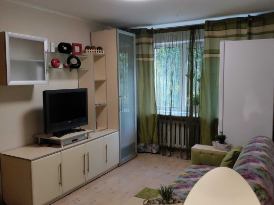 3к квартира по вул.Мілютенка 23, Лісовий масив Київ