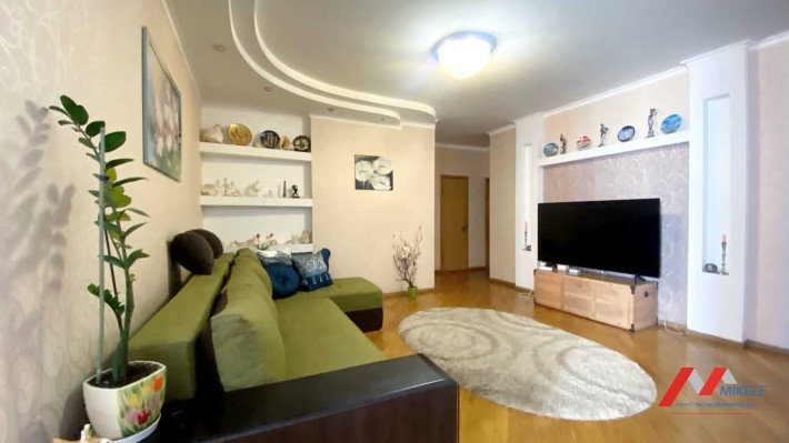 Без комісіі 3к 100м2 вул. Пчілки 3А Драгоманова Позняки Осокорки Ашан - фото 1