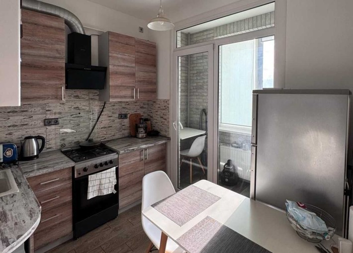 1-кімн. квартира в ЖК Єнісейська садиба, з ремонтом, меблями, технікою - фото 1