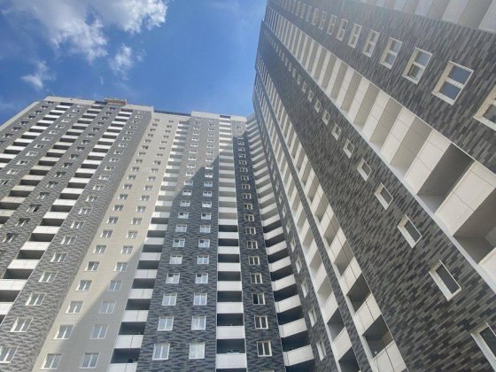 Жк Деснянський 31м2 (студія) з балконом, Героїв енергетиків 43 Киев