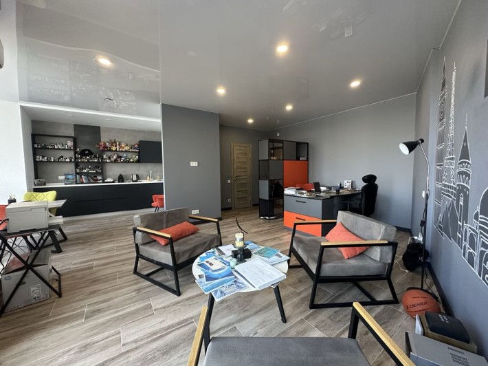 Квартира з дизайнерським ремонтом, 43м, Івасюка 2д - фото 1