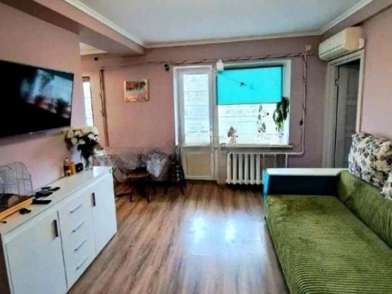 Затишна 3-кімнатна квартира вул. Мілютенка 42-А Київ