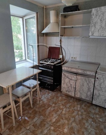 Продаж 1-к кв, вул. Ялтинська 9 А, Дарницький р- н/Пасхальна/Санаторна - фото 1