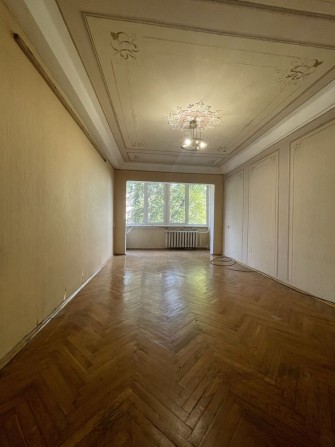 Метро Голосеевская и Васильковская-10 мин.пешком. Голосеевский парк. - фото 1